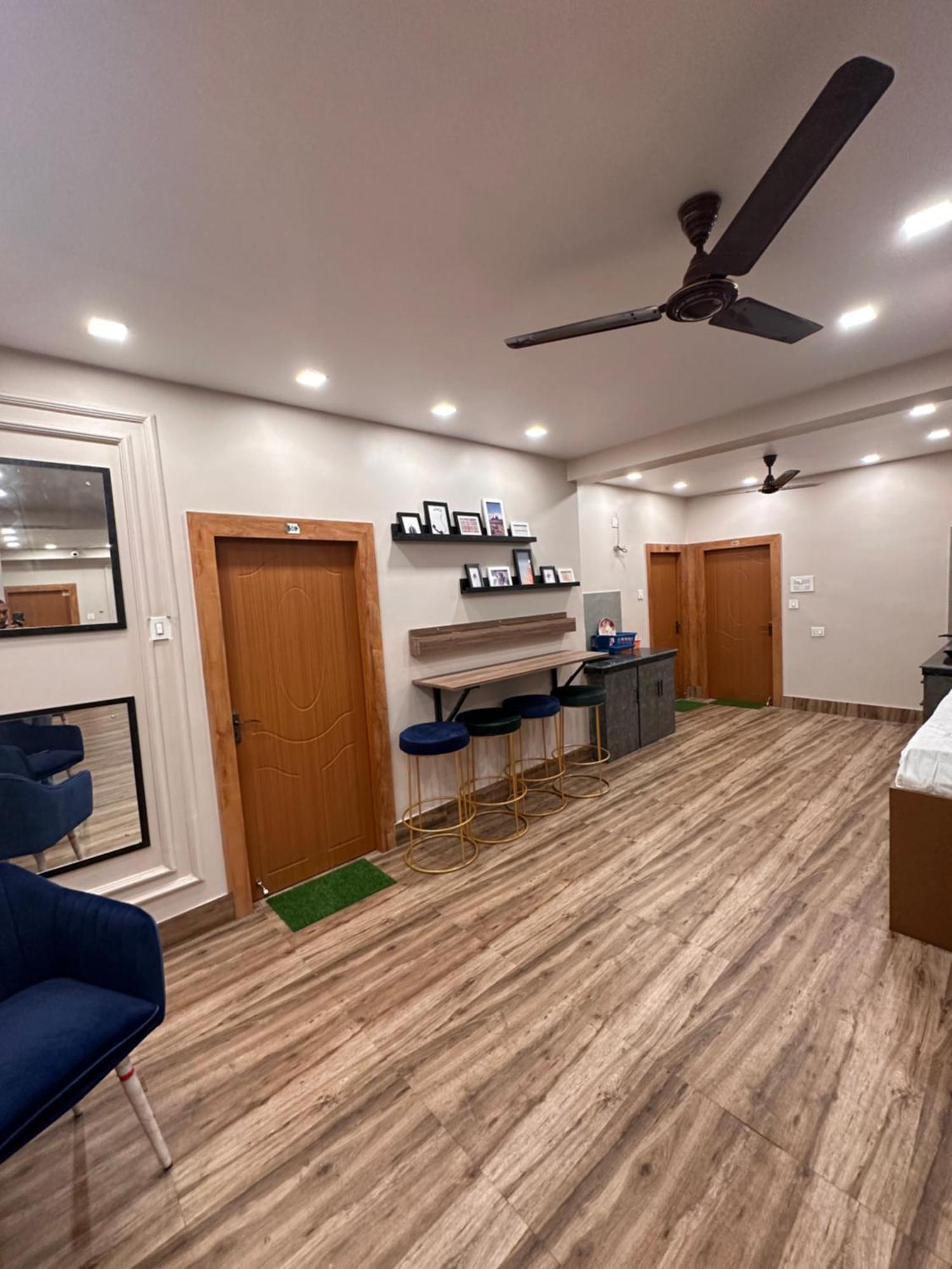 Jagannath Residency And Prasadam Hotel Kolkata Bagian luar foto